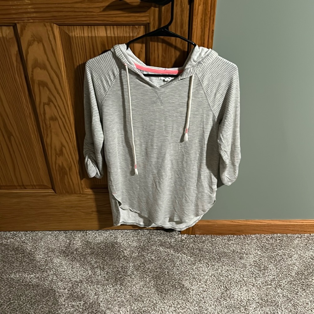 Maurices 3/4 sleeve hooded top…size xs